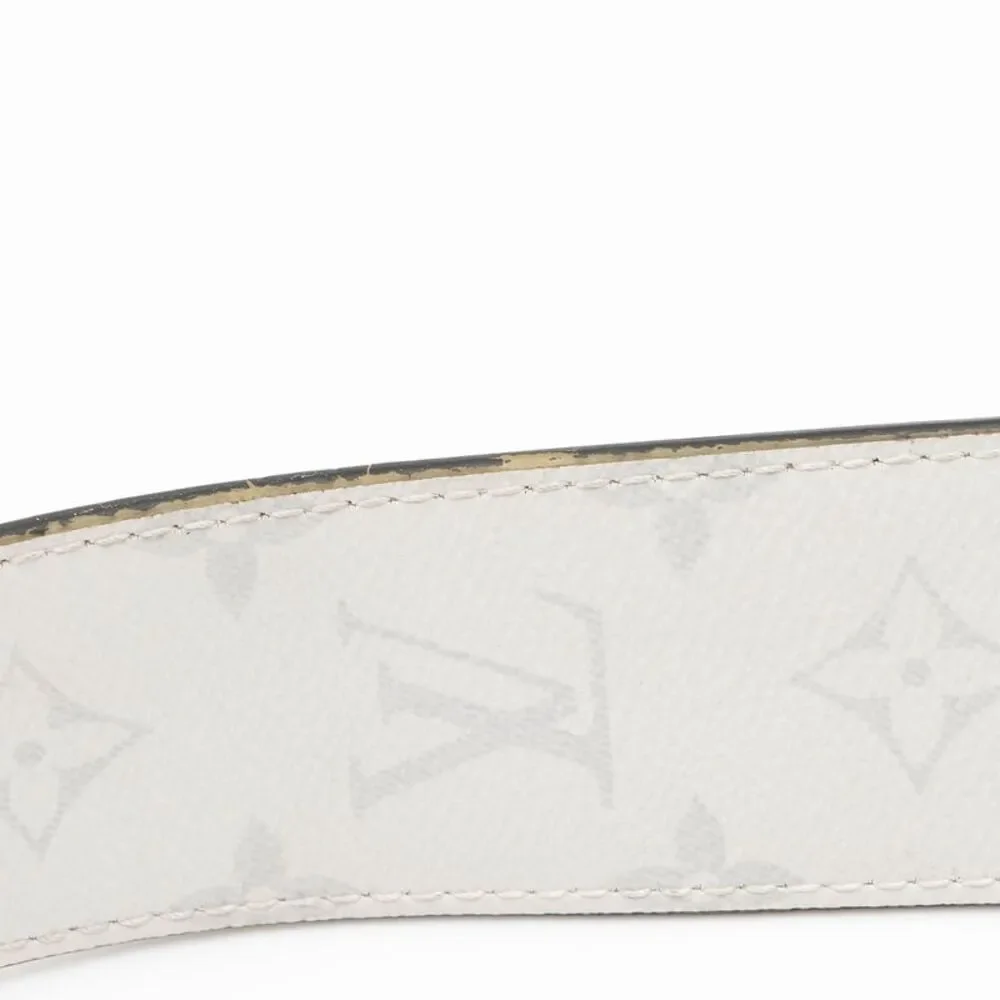 Louis Vuitton Monogram Chalk Taiga Leather Outdoor Flap Messenger
